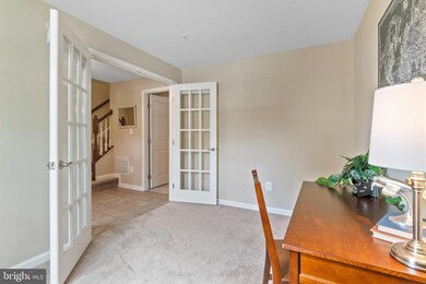 5203 Wyndholme Cir, Baltimore, MD 21229 - photo 5