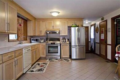 12 Floral Cir, Waltham, MA 02452 - photo 4