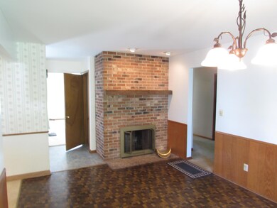 872 Cummington Rd, Columbus, OH 43213 - photo 5