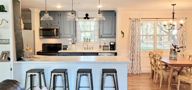 219 Bay Pine Dr, Crawfordville, FL 32327 - photo 4