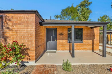 1540 E Cheery Lynn Rd, Phoenix, AZ 85014 - photo 2