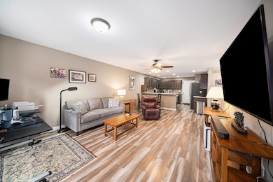 784 Meadows Ct, Grass Lake, MI 49240 - photo 4