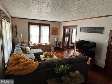 600 N Market St, Selinsgrove, PA 17870 - photo 6