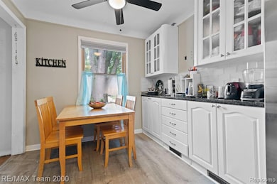 2020 Kingsbury Ave, Dearborn, MI 48128 - photo 7