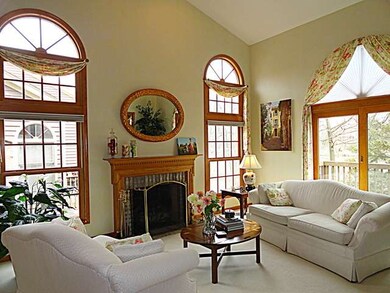 282 N Water St, Batavia, IL 60510 - photo 5