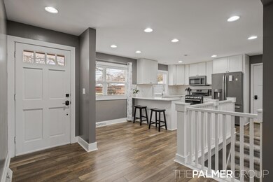 Entry / Kitchen
