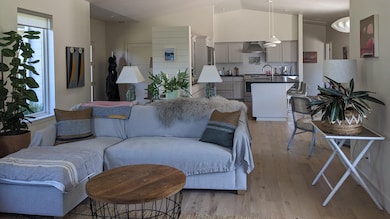 139 NE Vertical Dr, Grants Pass, OR 97526 - photo 3