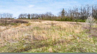 12-z W Sheffield Cir012
