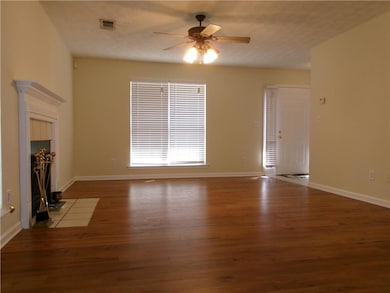 27 Central Park Dr, Atlanta, GA 30354 - photo 5