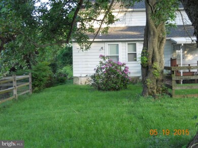 515 Arch St, Spring City, PA 19475 - photo 5