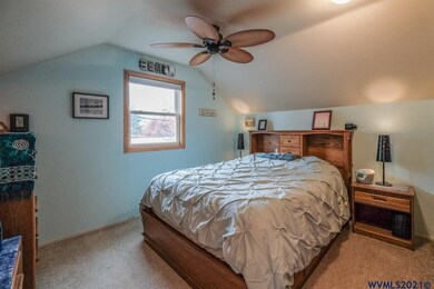 1740 16th Ave SW, Albany, OR 97321 - photo 3