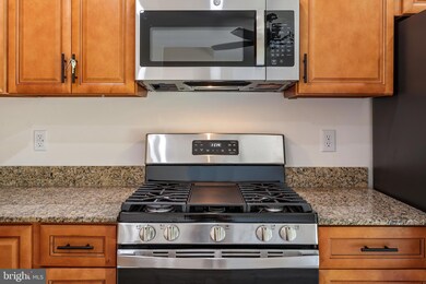 1985 Winslow Ct, Woodbridge, VA 22191 - photo 5