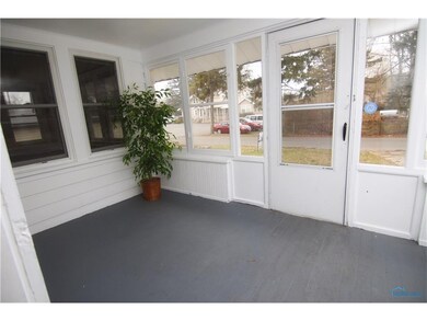 Screened Front Porch