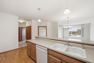 8200 W 33rd St unit 310, Saint Louis Park, MN 55426 - photo 4