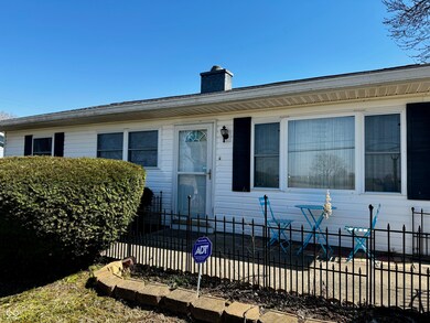 143 Sawmill Rd, Whiteland, IN 46184 - photo 4