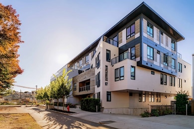 97 Elmwood St unit 110, Cambridge, MA 02140 - photo 6