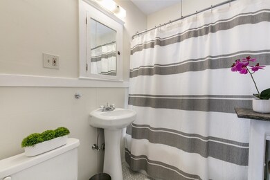 706 Adams St unit 3, Dorchester, MA 02122 - photo 3