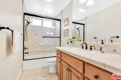 2421 Grant Ave unit C, Redondo Beach, CA 90278 - photo 5