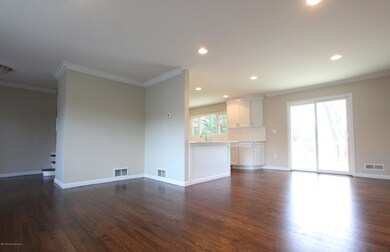 114 Riveredge Rd, Tinton Falls, NJ 07724 - photo 5