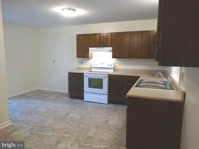 3556 Gregway Dr, Chambersburg, PA 17202 - photo 7