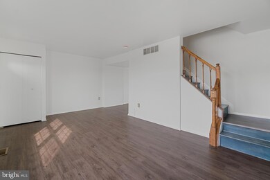 21 Holland Hill Ct, Catonsville, MD 21228 - photo 7