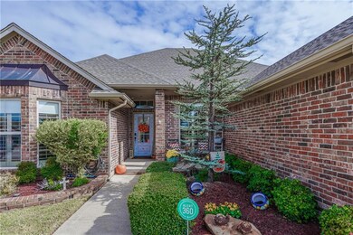 1112 Kelsi Dr, Moore, OK 73160 - photo 3