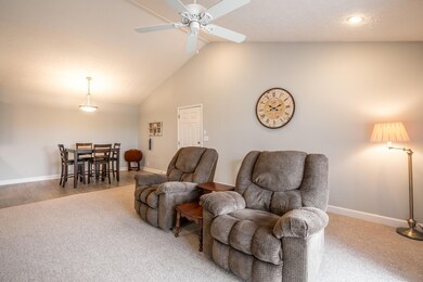169 Central Blvd unit 38, Mount Washington, KY 40047 - photo 4