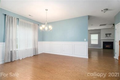 1637 Beleek Ridge Ln, Clover, SC 29710 - photo 7