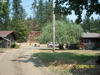 426 N Side Rd, Sutherlin, OR 97479 - photo 2