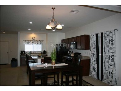 Kitchen. GRANITE COUNTERS, FULL GLASS TILE BACKSPL