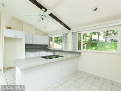 4302 Starview Ct, Glen Arm, MD 21057 - photo 3