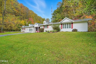 5186 Lick Creek Rd, Clinchco, VA 24226 - photo 3