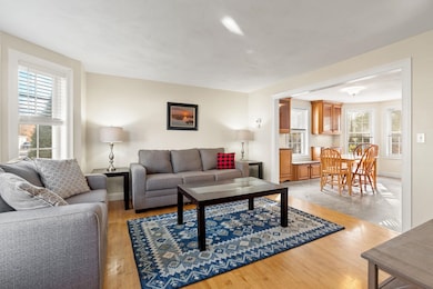 63 Dexter St, Nashua, NH 03060 - photo 2