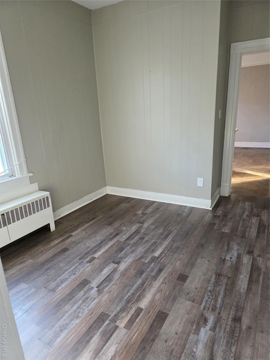 18 Davis St, Poughkeepsie, NY 12601 - photo 2