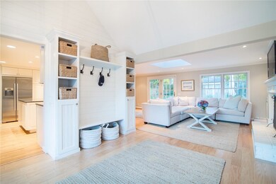Entranceway with custom built-ins