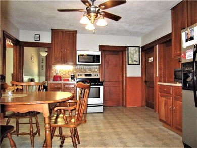 40 Monroe St, Woonsocket, RI 02895 - photo 7