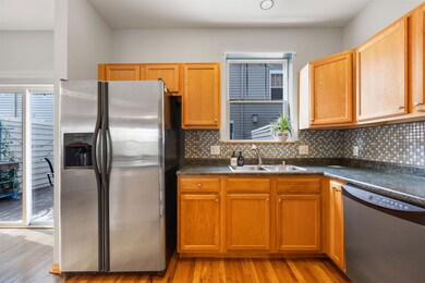 58 S Gardens Way unit 410, Fitchburg, WI 53711 - photo 3