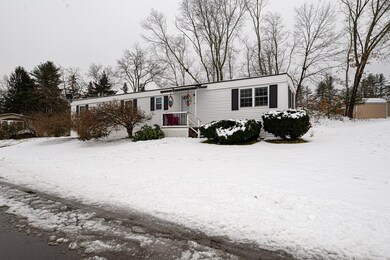 6 Bishop Ln, Epsom, NH 03234 - photo 2