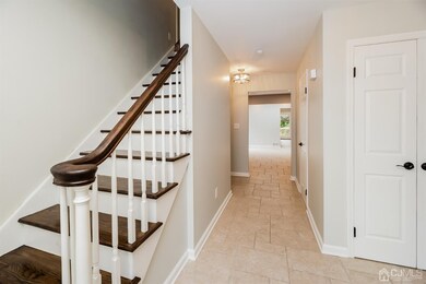 Foyer heading back to Kitchen.