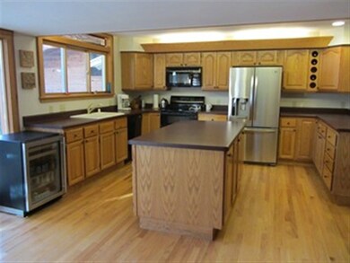 4003 Burning Tree Rd, Oregon, WI 53575 - photo 3