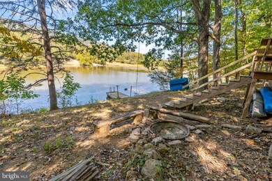 302 Tuscarora Trail, Berkeley Springs, WV 25411 - photo 6