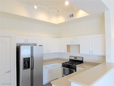 2305 W Horizon Ridge Pkwy unit 1422, Henderson, NV 89052 - photo 5