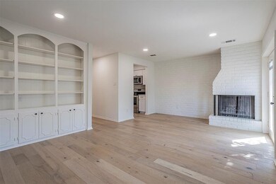 14445 Misty Meadow Ln unit L, Houston, TX 77079 - photo 5