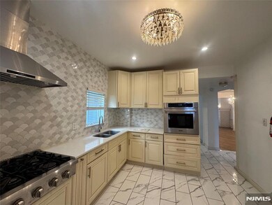 281 S Burnett St unit 1, East Orange, NJ 07018 - photo 3