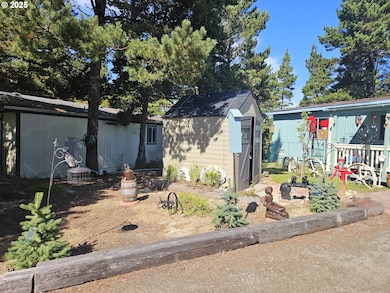 711 Quanagh Ct, Florence, OR 97439 - photo 3