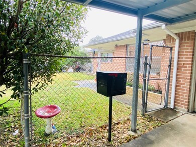 512 Moody St, Houston, TX 77009 - photo 4