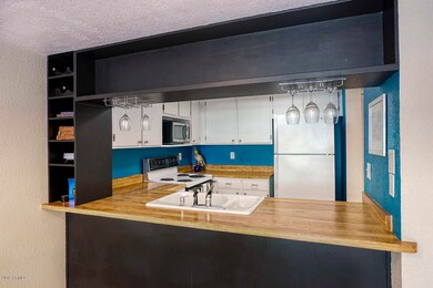 122 S Hardy kitchen 1