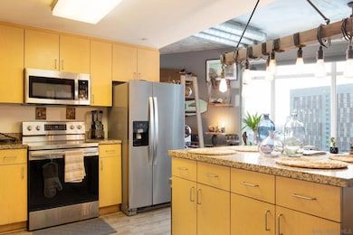 Skyvue Lofts At Smart Corner unit 1116, San Diego, CA 92101 - photo 2