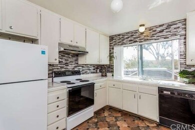 Spacious Kitchen with great hills & sunset views