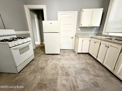 3755 Southern Pkwy unit 1, Louisville, KY 40214 - photo 5